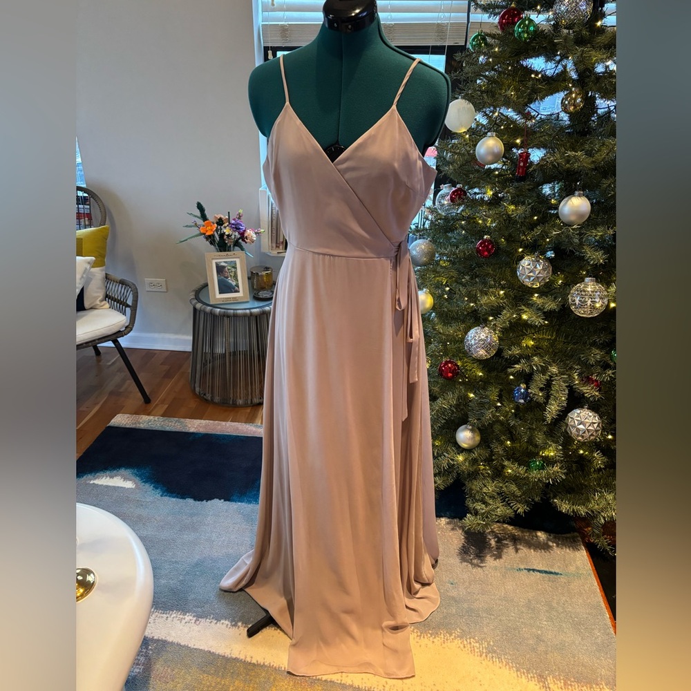 ✨Birdy Grey✨ Cindy wrap dress in chiffon with bow detail and adjustable size